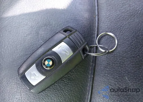 2011 BMW 328I xDrive из США, поврежденный, VIN WBAPK7C55BA818603